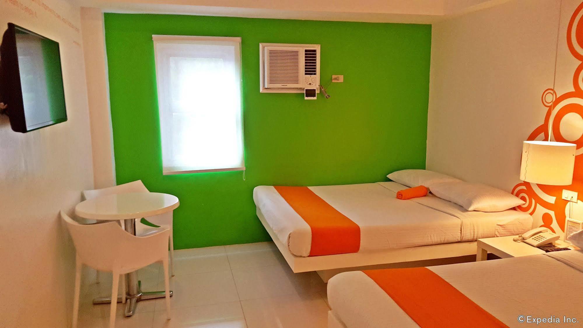 Islands Stay Hotel - Puerto Princesa Zewnętrze zdjęcie